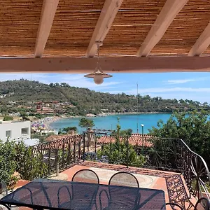 https://casa-incantevole-con-vista-sulla-baia-di-porto-frailis.in-sardinia.net