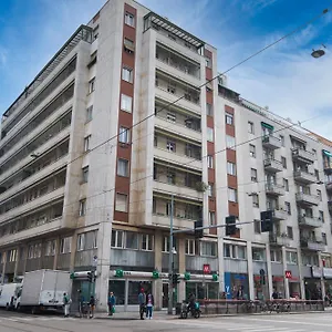 https://suite-acquamarina-appartamento-di-lusso-in-galleria.italymilanhotels.net